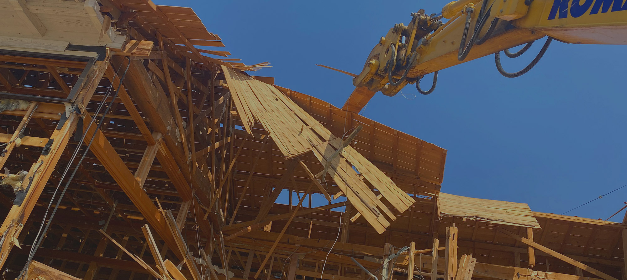 未来を築く解体力 有限会社成城は、地域と人の明日を支える